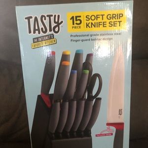 New Tasty 15 Piece Knife Set
